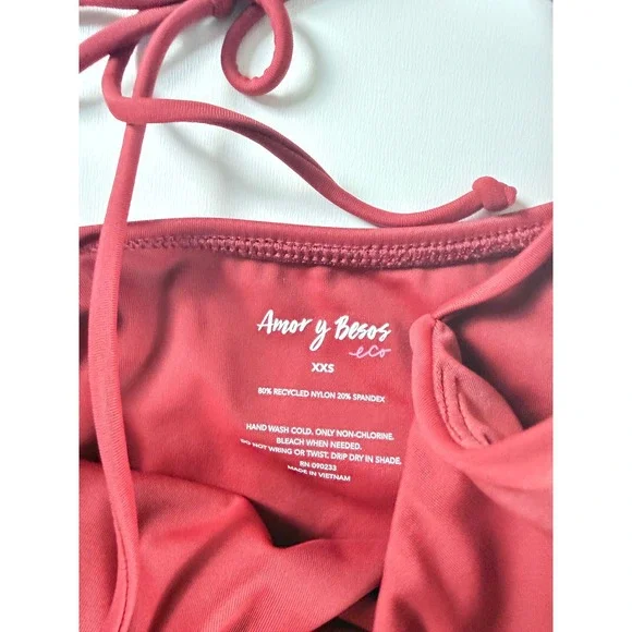 Amor y Besos Eco Red Halter Keyhole One Piece Swimsuit XXS PacSun NEW - Picture 2 of 5
